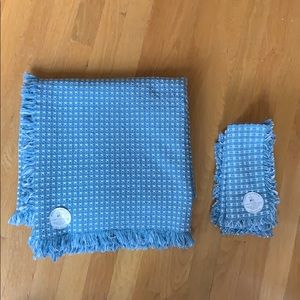 Vermont Country Store weave tablecloth & napkins